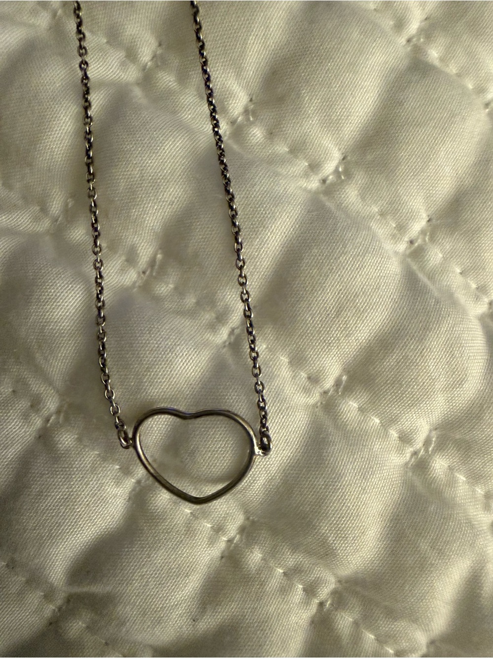 Delicate Open Heart Pendant Necklace in Silver